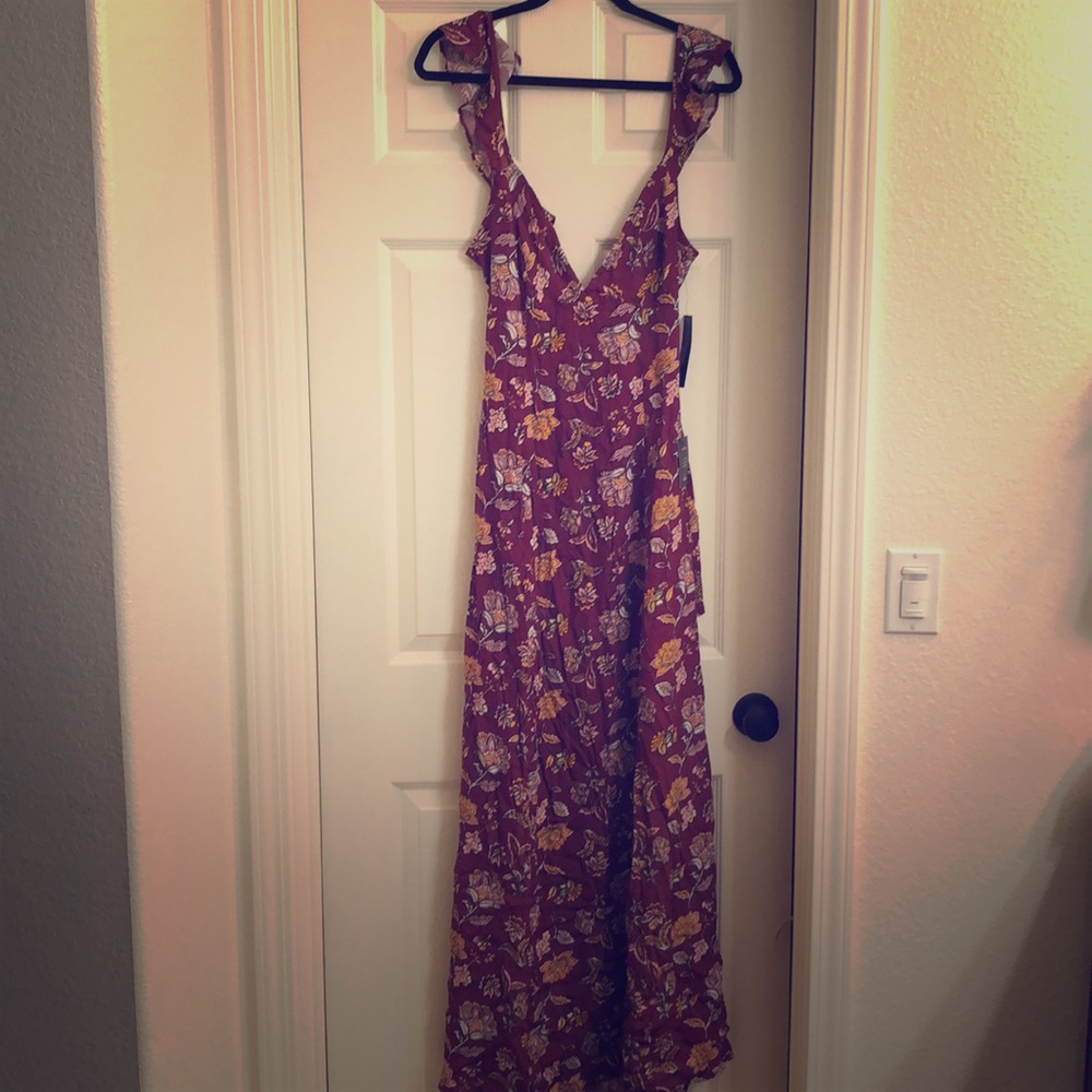 Lulu's Burgundy Floral Maxi Dress - Picture 2 of 5